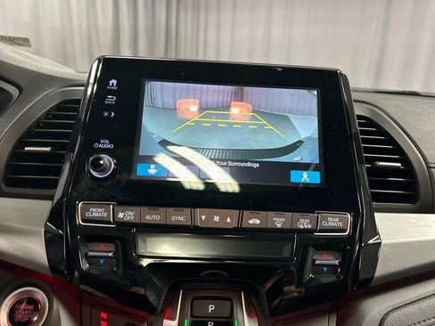 Used 2024 Honda Odyssey Sport image 16