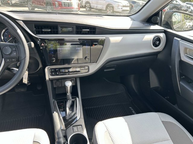 Used 2017 Toyota Corolla LE w/ Carpet Mat Package (TMS) FWD image 14