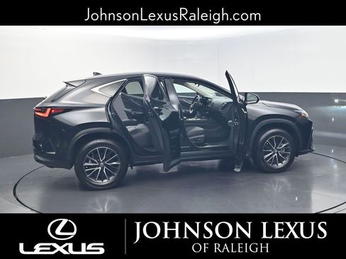 Used 2024 Lexus NX 250 FWD image 33