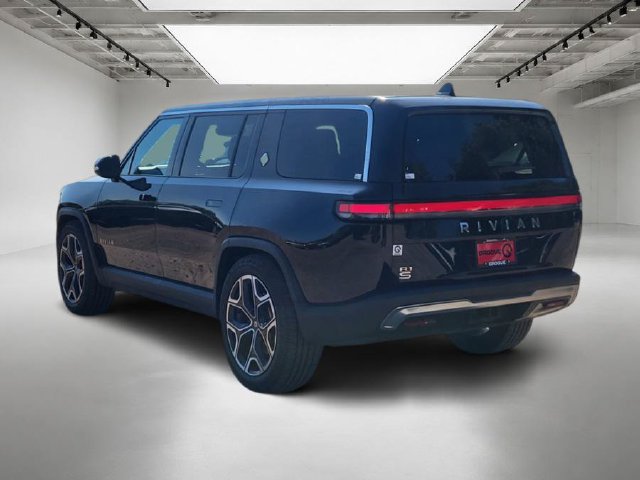 Used 2022 Rivian R1S Launch Edition Quad AWD/4WD image 3