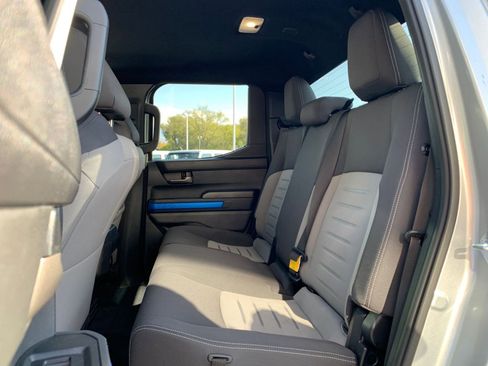 Used 2025 Toyota Tacoma TRD Off-Road image 24