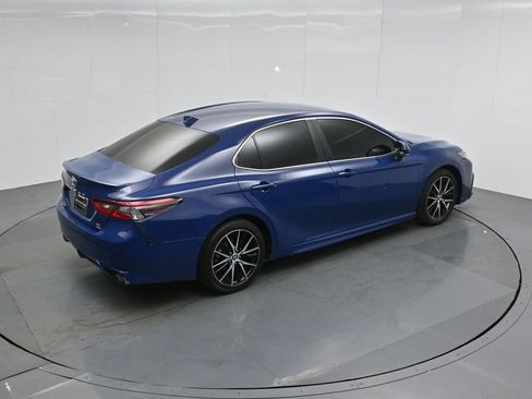 Used 2023 Toyota Camry SE w/ Cold Weather Package image 39