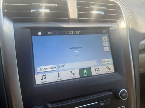 Used 2017 Ford Fusion SE w/ Fusion SE Technology Package AWD/4WD image 25