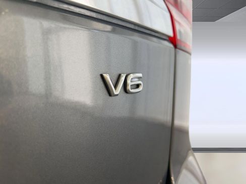 Used 2019 Volkswagen Atlas SE w/ Towing Package image 38