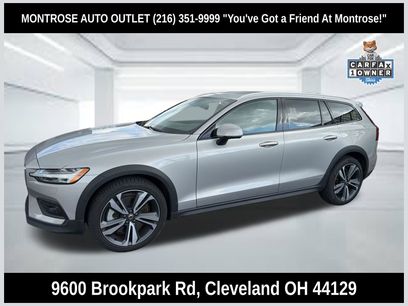 Used 2025 Volvo V60 B5 Cross Country Plus
