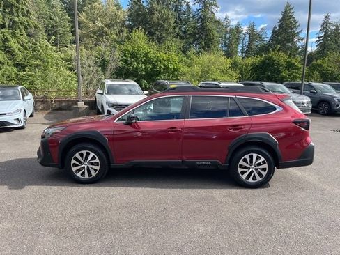 Used 2023 Subaru Outback Premium AWD/4WD image 8