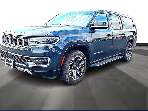 Used 2023 Jeep Wagoneer L Series II image 1