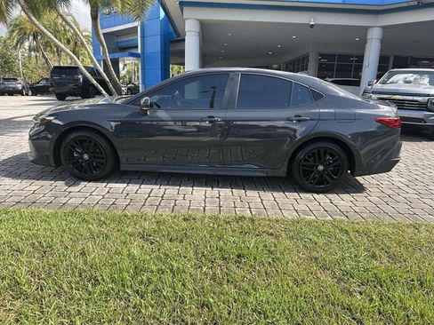 Used 2025 Toyota Camry LE FWD image 31