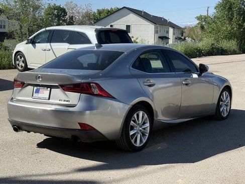 Used 2014 Lexus IS 250 RWD image 3