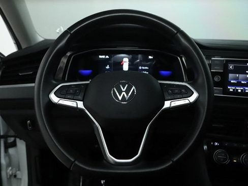 Used 2023 Volkswagen Jetta SE w/ Panoramic Sunroof Package FWD image 22