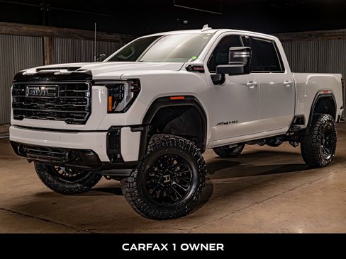 Used 2025 GMC Sierra 2500 AT4 AWD/4WD image 5