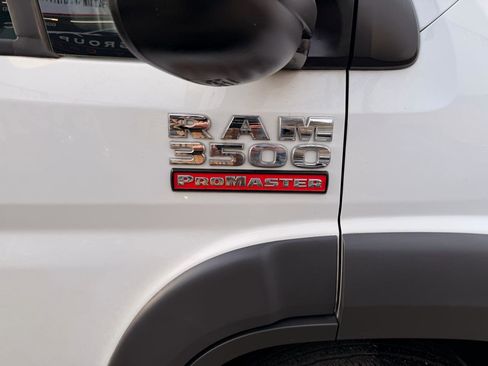 Used 2017 RAM ProMaster 3500 w/ Premium Appearance Group image 11