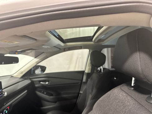 Used 2025 Honda Accord SE image 19