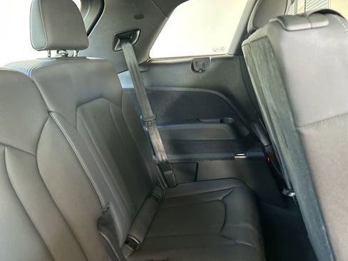 Used 2025 Audi Q7 3.0T Premium Plus image 31