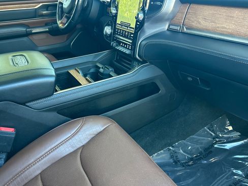 Used 2020 RAM 1500 Limited AWD/4WD image 33