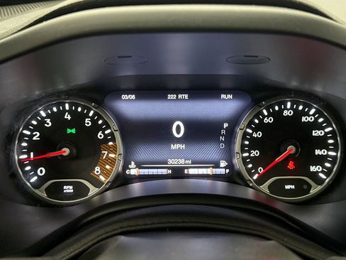 Used 2021 Jeep Renegade Latitude w/ Sun & Sound Group image 13