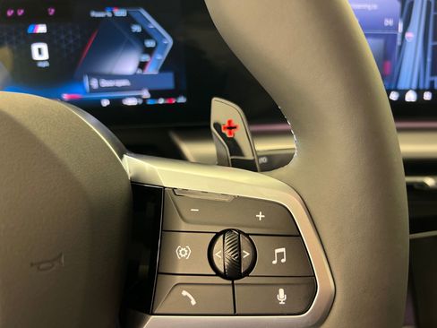 Used 2026 BMW X2 M35i w/ Technology Package image 27