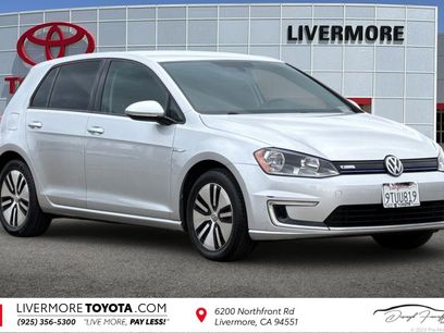 Used 2016 Volkswagen e-Golf SE w/ DC Fast Charging Package