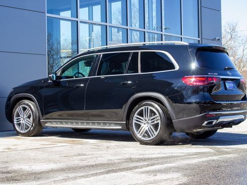 Used 2024 Mercedes-Benz GLS 450 4MATIC image 8