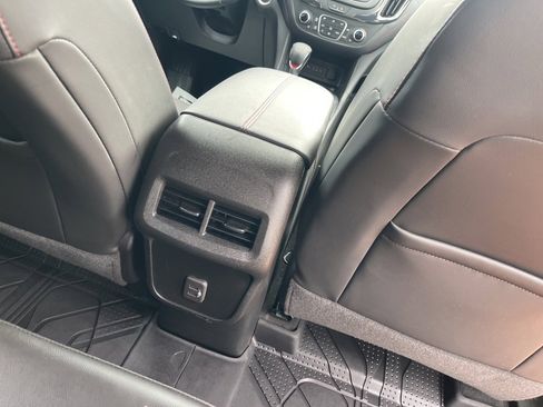 Used 2022 Chevrolet Equinox RS w/ LPO, Floor Liner Package image 21