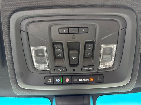 Used 2019 Chevrolet Silverado 1500 High Country w/ Safety Package II image 20