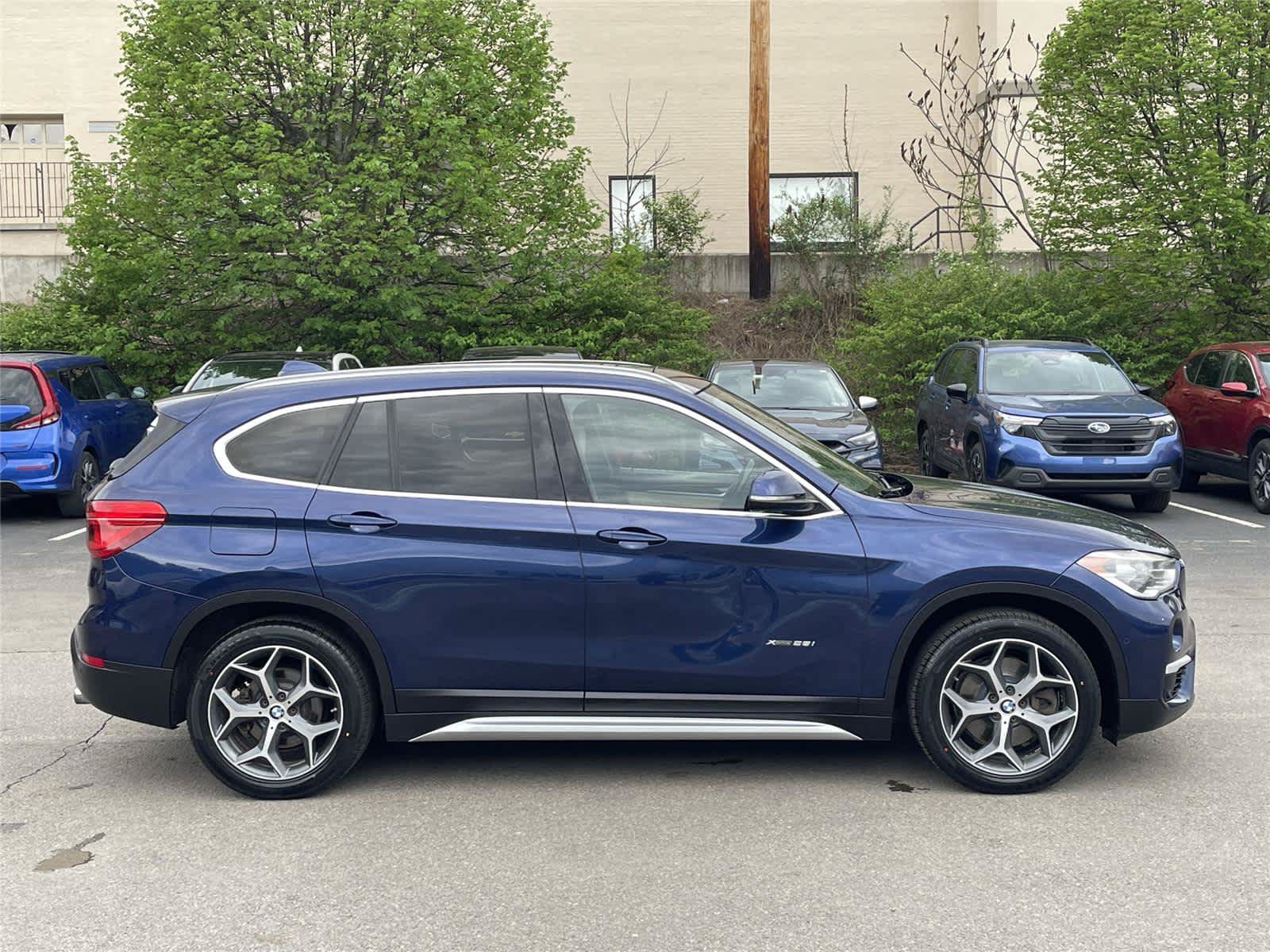 Used 2017 BMW X1 xDrive28i AWD/4WD image 6