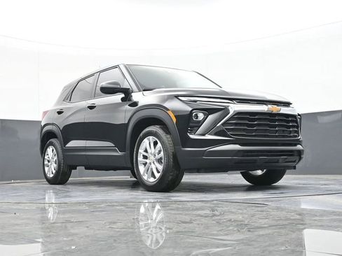 New 2026 Chevrolet TrailBlazer LS w/ LS Convenience Package FWD image 49