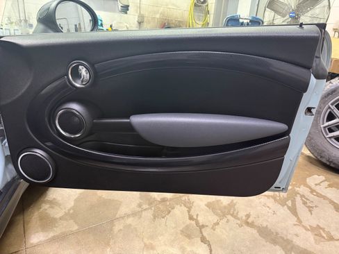 Used 2011 MINI Cooper S image 8