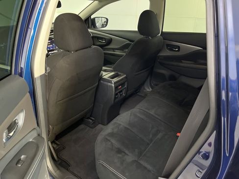 Used 2019 Nissan Murano SV image 25