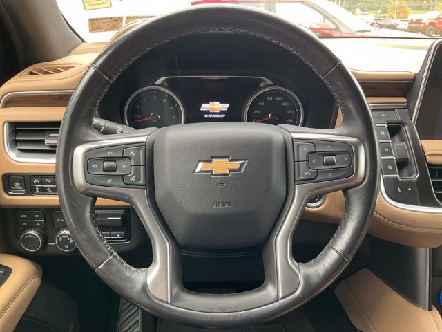 Used 2021 Chevrolet Tahoe Premier w/ Premium Package AWD/4WD image 5