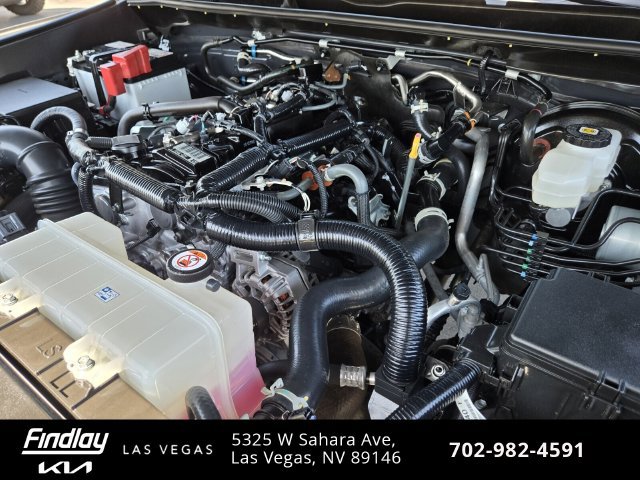 Used 2025 Toyota 4Runner SR5 AWD/4WD image 21