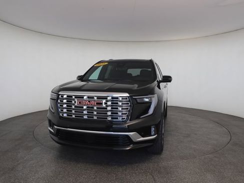 Used 2025 GMC Acadia Denali w/ Super Cruise Package FWD image 32