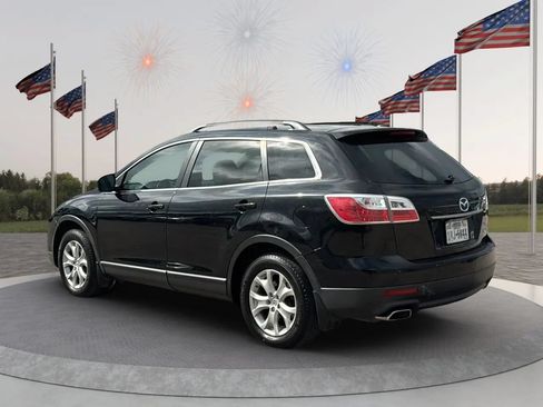 Used 2011 MAZDA CX-9 Touring w/ Moonroof & Bose Audio Pkg FWD image 7