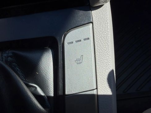 Used 2020 Hyundai Elantra Value Edition w/ Winter Weather Package image 55