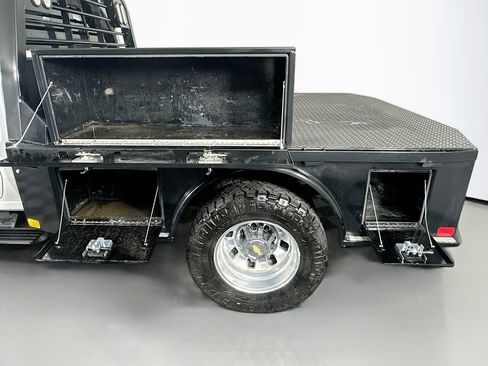 Used 2024 Chevrolet Silverado 3500 High Country w/ High Country Premium Package image 39