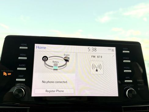 Used 2023 Toyota Sienna XLE image 36