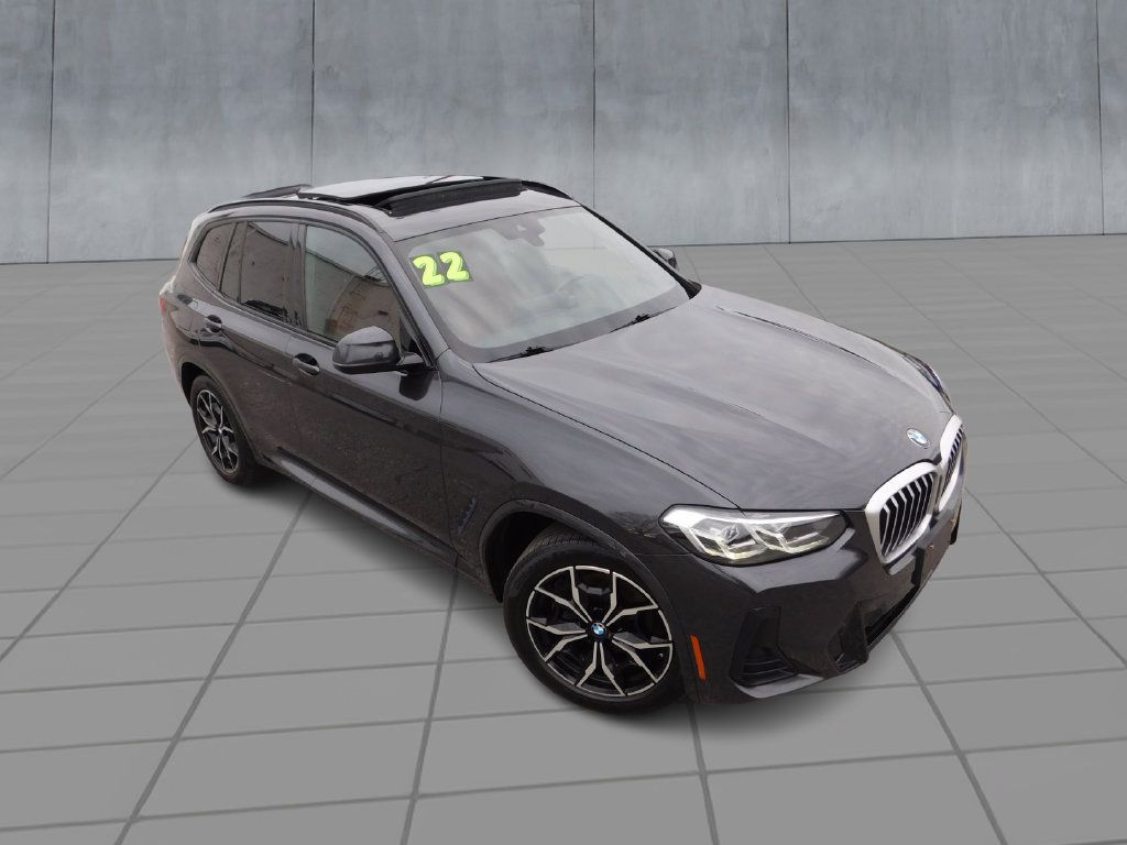 Used 2022 BMW X3 xDrive30i w/ M Sport Package 2 AWD/4WD image 2