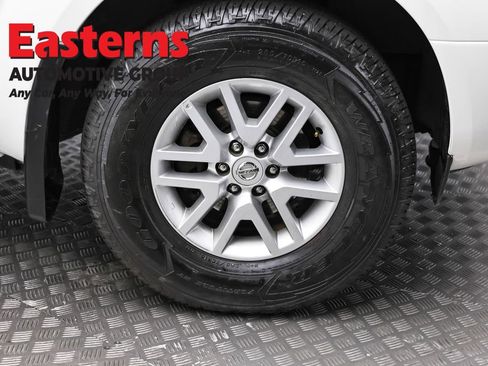 Used 2021 Nissan Frontier SV AWD/4WD image 29