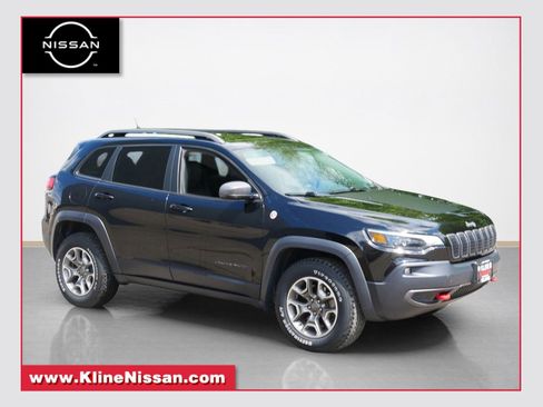 Used 2020 Jeep Cherokee Trailhawk w/ Comfort/Convenience Group AWD/4WD image 1