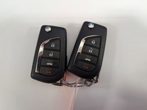 Used 2024 Toyota Corolla LE FWD image 33