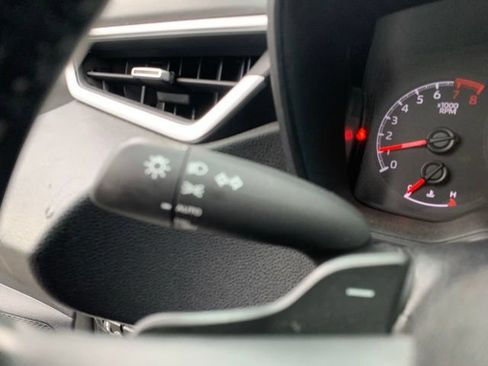Used 2020 Toyota Corolla SE FWD image 27