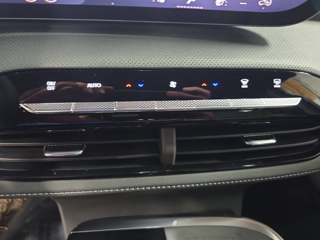 New 2027 Buick Enclave Preferred w/ Power Package FWD image 23
