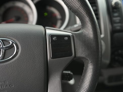 Used 2013 Toyota Tacoma 4x4 Double Cab image 23