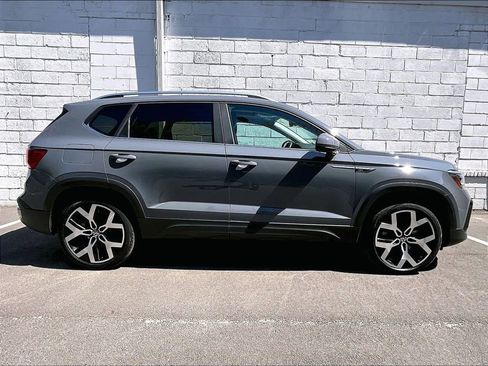 Used 2023 Volkswagen Taos SEL AWD/4WD image 6