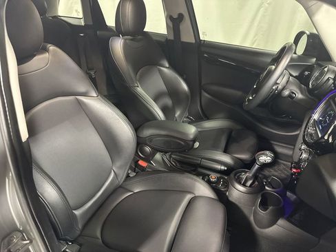 Used 2019 MINI Cooper S w/ Storage Package image 32