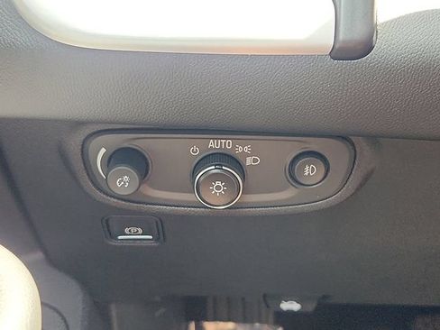 Used 2023 GMC Terrain SLT FWD image 26
