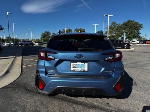 Used 2024 Subaru Crosstrek 2.0i Premium AWD/4WD image 6