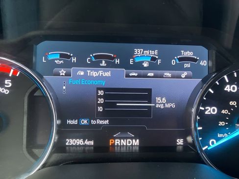 Used 2022 Ford F350 Platinum w/ Tremor Off-Road Package image 34