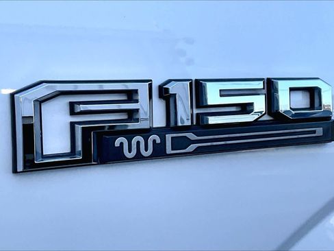 Used 2016 Ford F150 King Ranch w/ Equipment Group 601A Luxury image 9