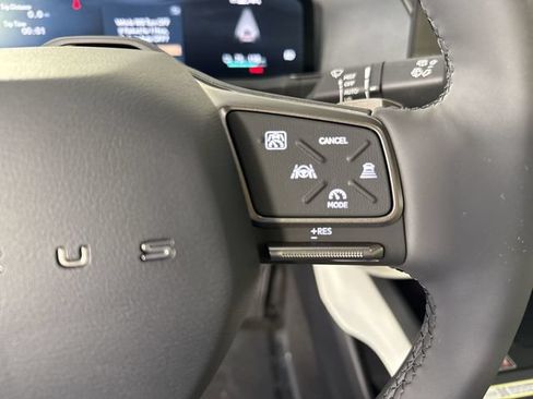 Certified 2026 Lexus ES 500e w/ Convenience Package AWD/4WD image 13